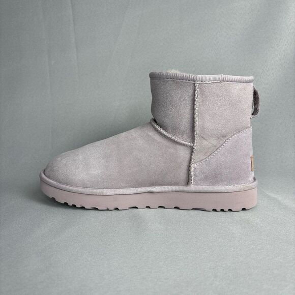 Women’s UGG Boots Sz 10 Classic Mini Purple Suede Wool Boho - Picture 7 of 12
